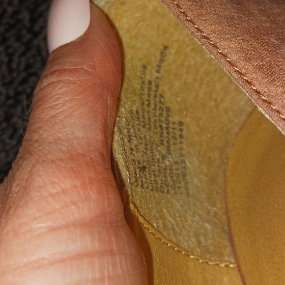 Lauren Conrad heels - Picture 8 of 8